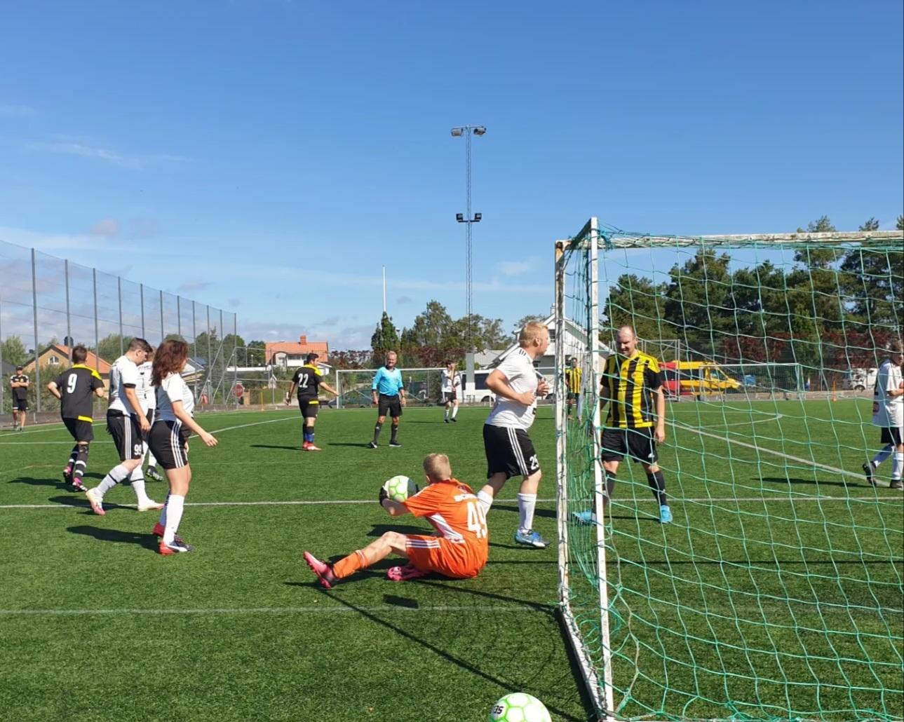 fotboll