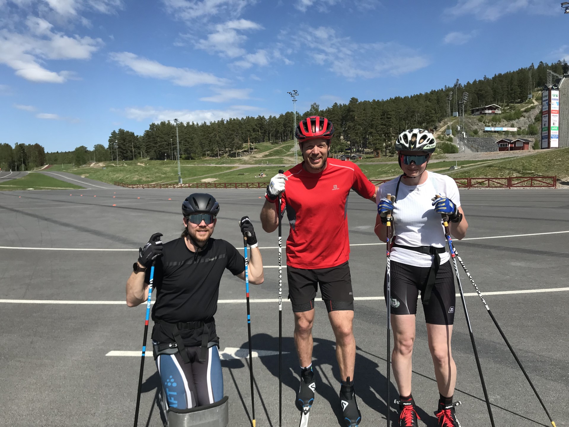 Till vänster är Arnt Christian " Ante " Furuberg, Mitten är Daniel Tinnell och till höger är Louise Perottosdotter.