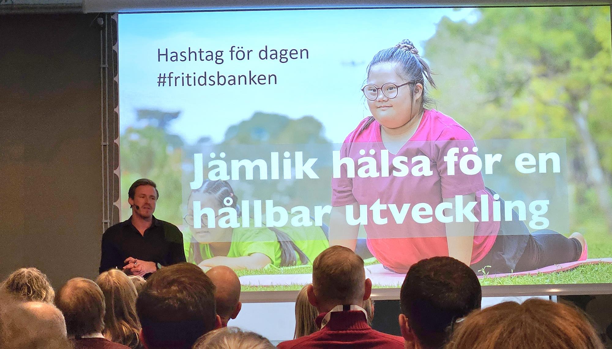Aron Andersson, Moderator