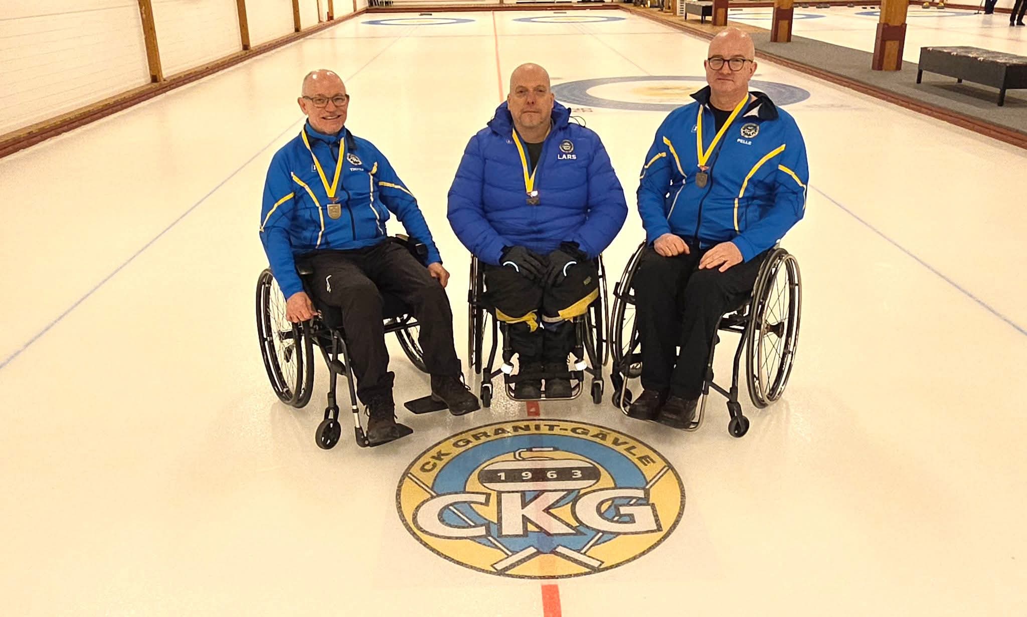 Bronsmedaljörer SM Rullstolscurling, Rullarna, från arrangörsklubben CK Granit med Thomas Ögren, Lars Andersson och Pär Källström