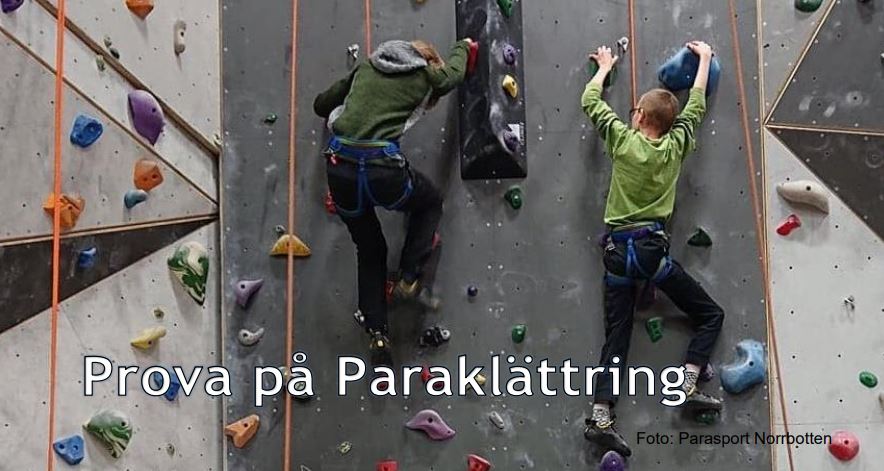 Två klättrare är på väg upp längs väggen