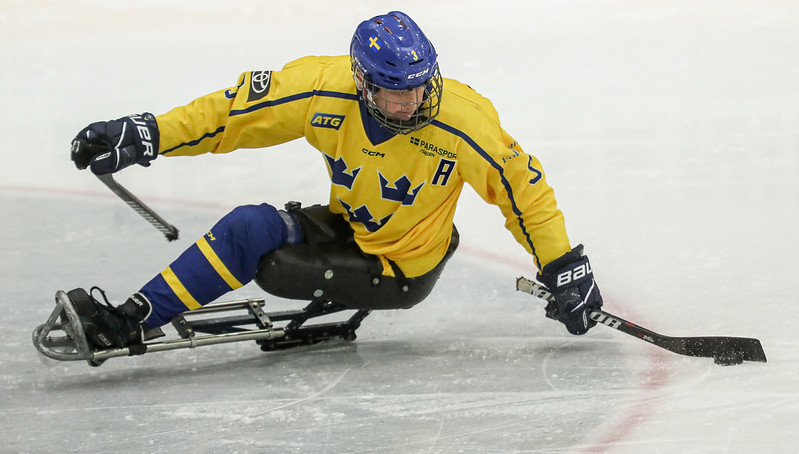 En landslagsspelare i paraishockey.
